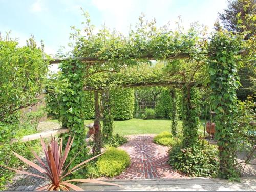 Summer House – Photos 5