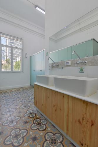 Fotografie z fotogalerie ubytování Caravan Hostel Tel Aviv By Roger Age 18-45 v destinaci Tel Aviv