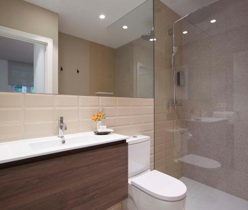 Kúpeľňa v ubytovaní Avenida Suite by FeelFree Rentals