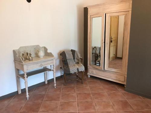 Gambar di galeri bagi Bastide CAMPAGNE CANAL di Cucuron