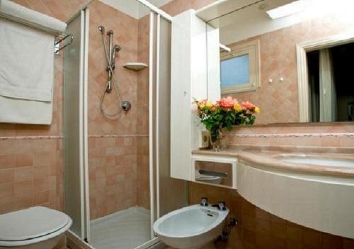 Koupelna v ubytování Hotel Ida