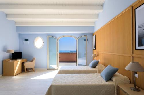 Camera Deluxe Matrimoniale/Doppia con Letti Singoli con Vista Mare 