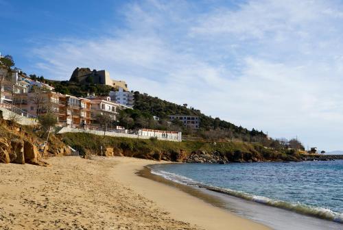 BLUE BAY