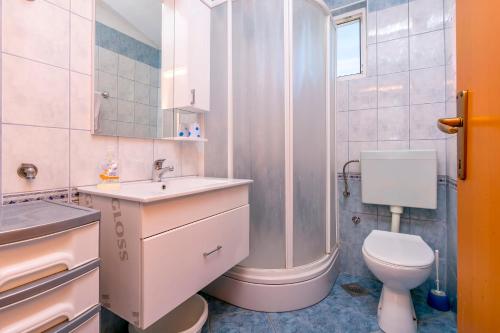 Kúpeľňa v ubytovaní Apartments Vincic