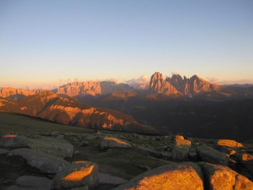 a view of the mountains from the top of a mountain at Appartment Kirch Neuhaus in Laion