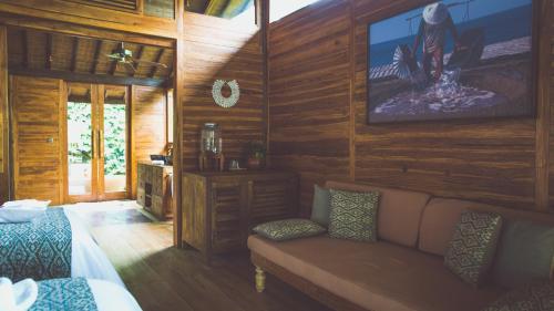 Et opholdsområde på Desa Saya Eco Luxury Resort & Spa