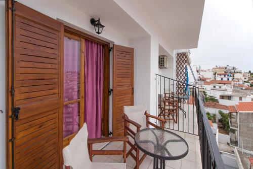 Un balcón o terraza de Stefanis House