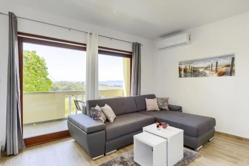 Luxury apartment Issa – Photos 5