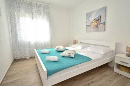 Afbeelding uit fotogalerij van Holiday home Dinko in Pridraga