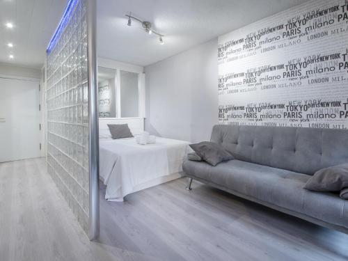 Apartment TH114 Estudio Rambla Tarragona, Spain - Booking.com