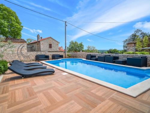 Πισίνα στο ή κοντά στο Apartment Ulika-1 by Interhome