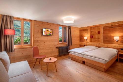 Postel nebo postele na pokoji v ubytování Hotel Nest- und Bietschhorn