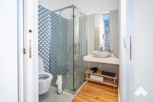 Vonios kambarys apgyvendinimo įstaigoje Bright Apartment • Downtown Porto