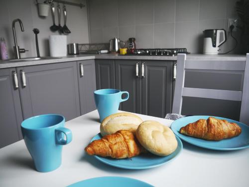 Breakfast options available to guests at Apartament Unikat