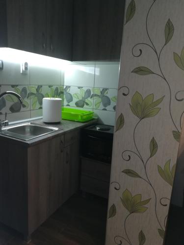Una cocina o cocineta en Classy and Cozy - PARKING - 3 beds - Near Center