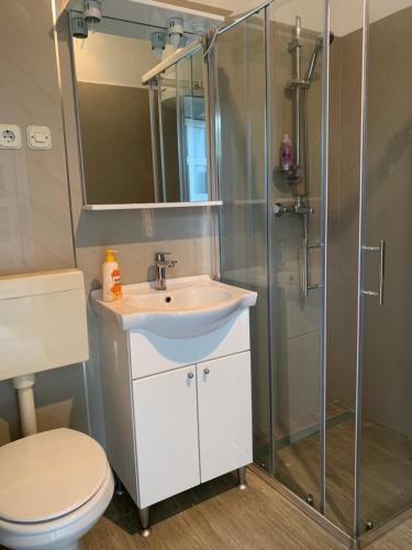 Bathroom sa Apartman Kartec