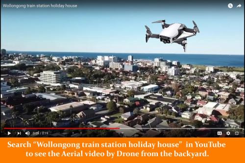 A bird's-eye view of Wollongong station holiday house with Wi-Fi,75 Inch TV, Netflix,Parking,Beach