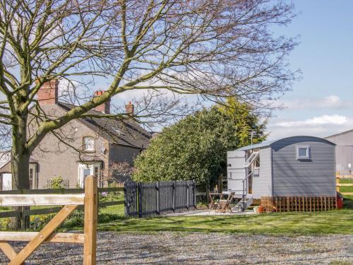 Meadow View Shepherd's Hut – Photos 3