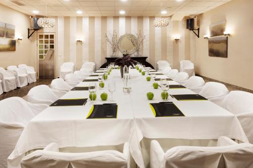 Konferenční prostory v ubytování Hotel Sercotel Tudela Bardenas