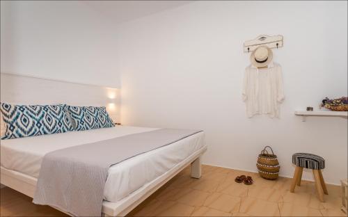 En eller flere senge i et værelse på Krystalia's Apartment
