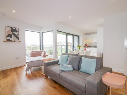 Onshore 7 – Photos 4