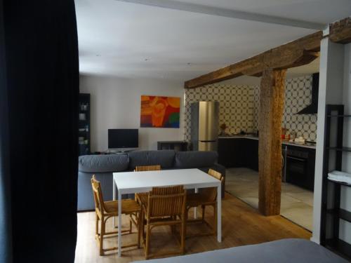 Loft 7calles, Casco Viejo. Bio