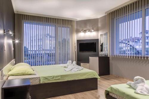 Gallery image of Family Hotel Adena in Chernomorets