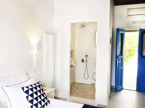 Koupelna v ubytování Loukia Studios & Suites