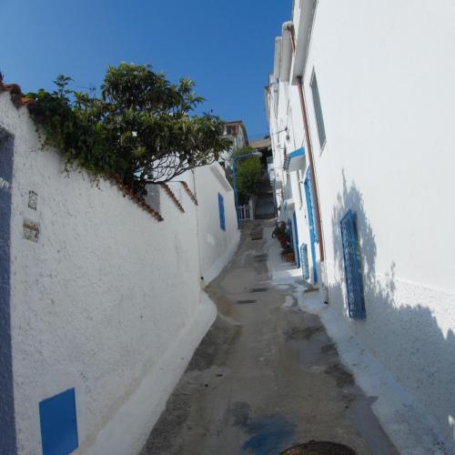 Imagen de la galería de Near The Port Apartment, en Cala Gonone