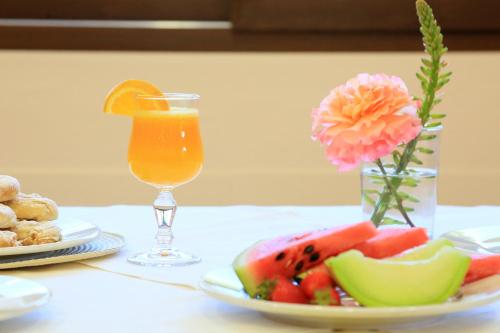 Comida en o cerca de este hotel