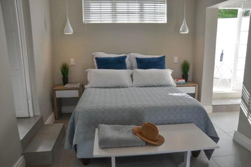Postel nebo postele na pokoji v ubytování Krom Cottage