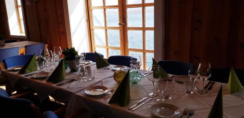 Restoran ili neka druga zalogajnica u objektu Ringholmen Sjøhus