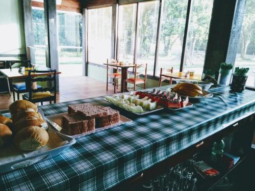 Makanan di atau berdekatan inn ini