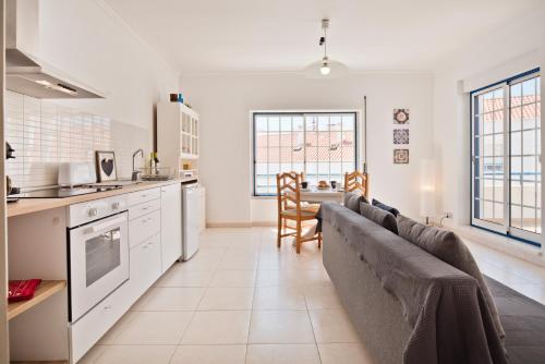 BmyGuest - Ericeira Terrace Apartment