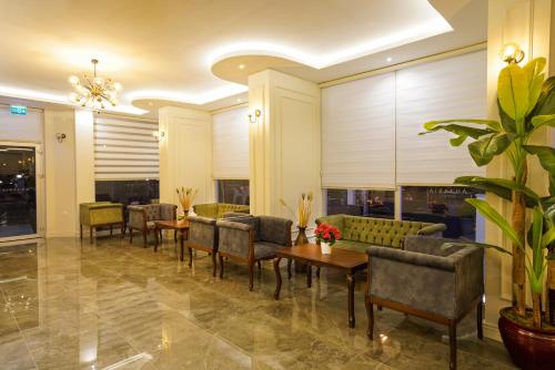 Χώρος καθιστικού στο Aurasia Sea Side Hotel