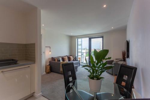 Gallery image of Waterfront West End Apartment in Glasgow