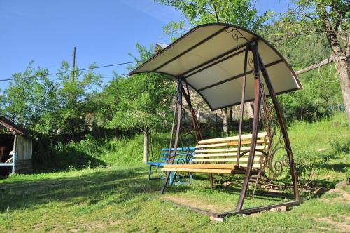 Fotografie z fotogalerie ubytování Guest House Sary-Chelek v destinaci Arkit