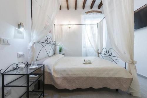 Postel nebo postele na pokoji v ubytování Little box house