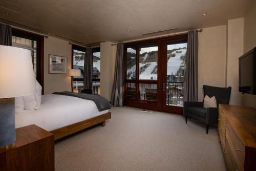 Gallery image of Solaris Residences in Vail