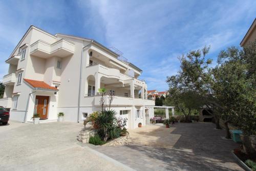 Gallery image of Apartmani Palma in Novalja