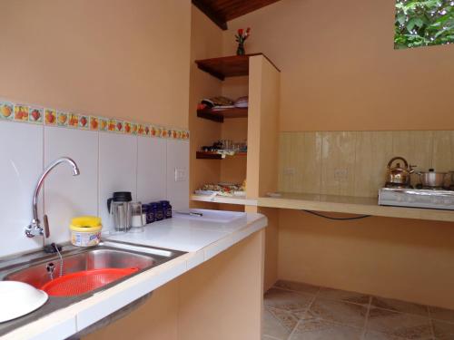 Dapur atau dapur kecil di Hostal Cerro Azul