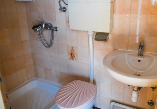 Φωτογραφία από το άλμπουμ του Apartments Bazilika σε Novalja