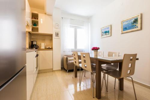 Stine Apartment