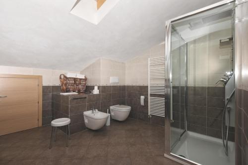 Et badeværelse på Villa San Valentino - Ruculì Hospitality
