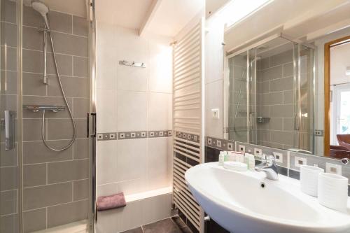 Koupelna v ubytování B&B L'Orée du Bois Bourgogne - Adults Only