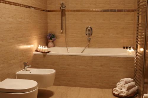 Wellness Hotel Zámečekにあるバスルーム