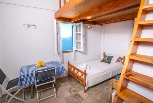 Stelios Rooms
