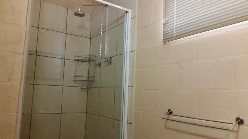 Ένα μπάνιο στο Calvinia Guesthouse