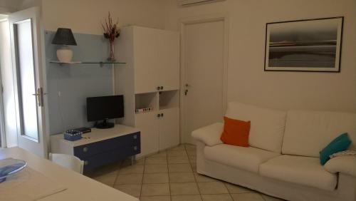 Gallery image of La Casa nel Borgo in Chia