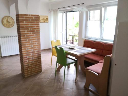 Fotografie z fotogalerie ubytování Solmar, Apartment with big terrace near nature v Portoroži
